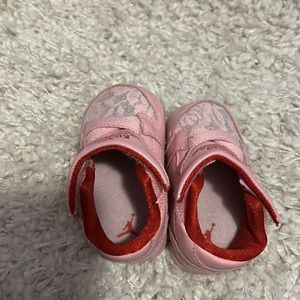 Baby shoes